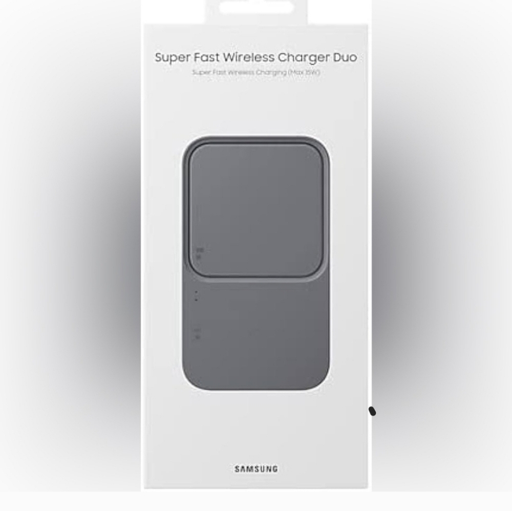 NWT Samsung 15W Duo Fast Wireless Charger Pad -‎ Dark Gray